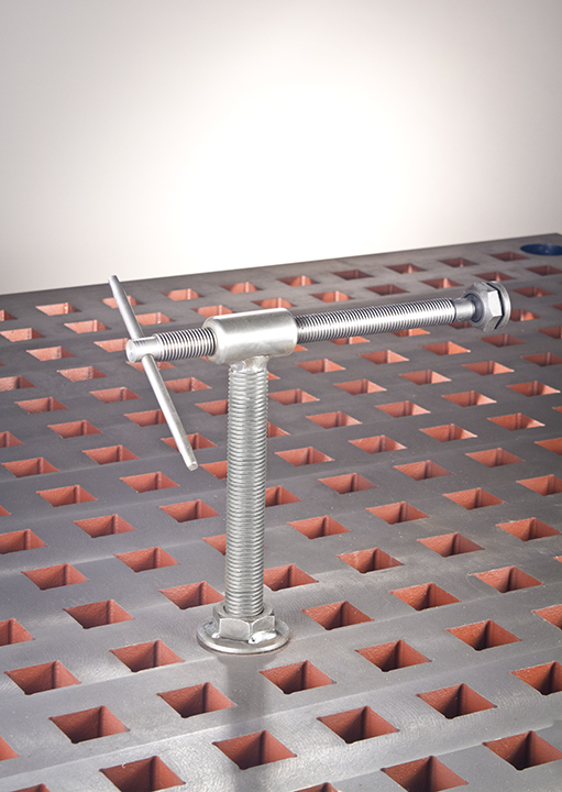 WSC5BD Horizontal BOLT DOWN Clamp with 360 degree clamping radius