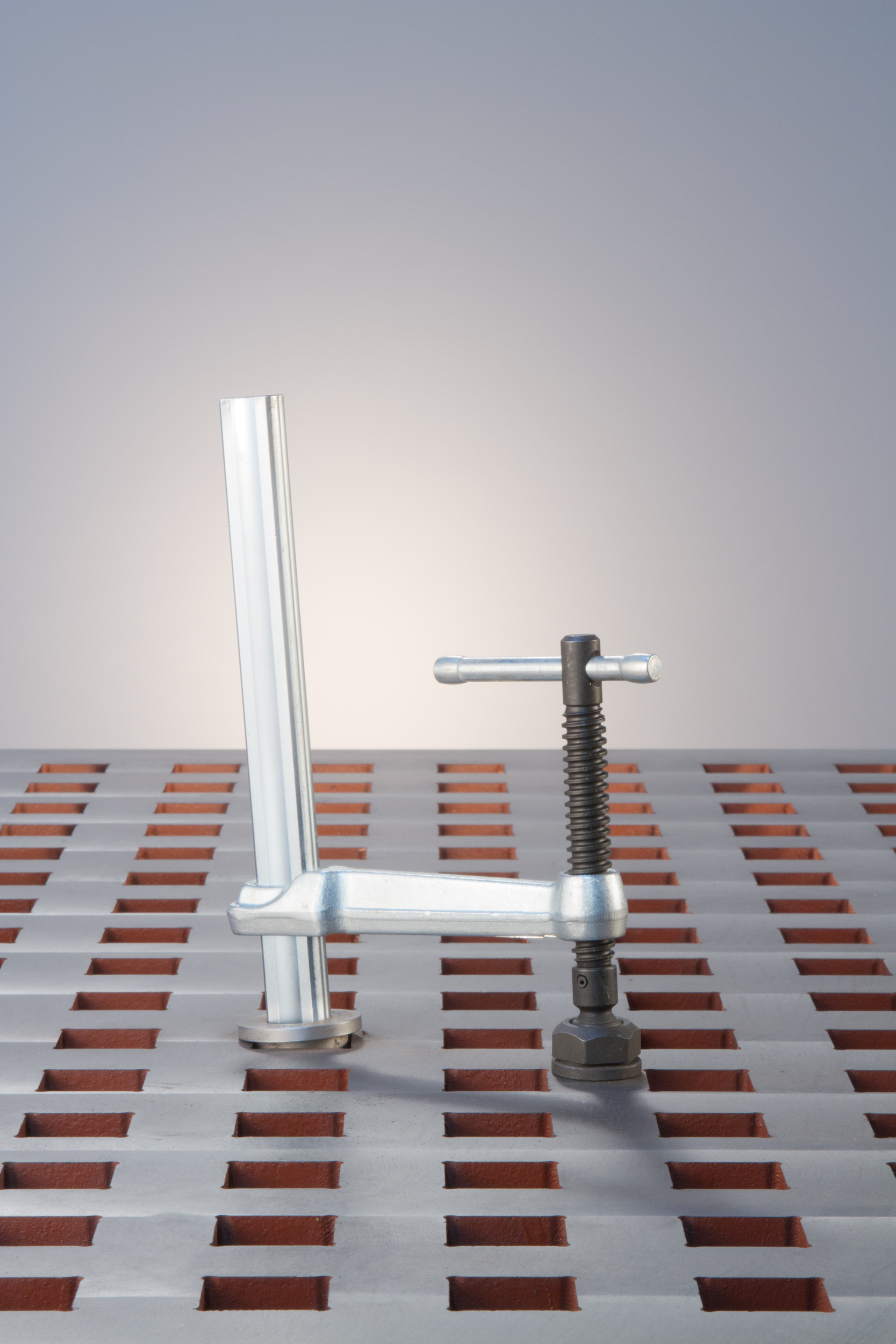 WSC16134 Vertical Clamp, 9" envelope Weldsale Welding Supplies